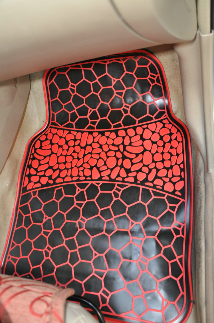 High Quality Water Cube Universal Automotive Carpet Car Floor Mats Rubber 5pcs Sets - Red